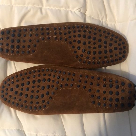 Shoe - Picture 2 of 4